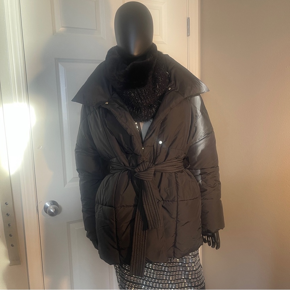 New Go Gigi | Sz M Women's Black Puffer Jacket